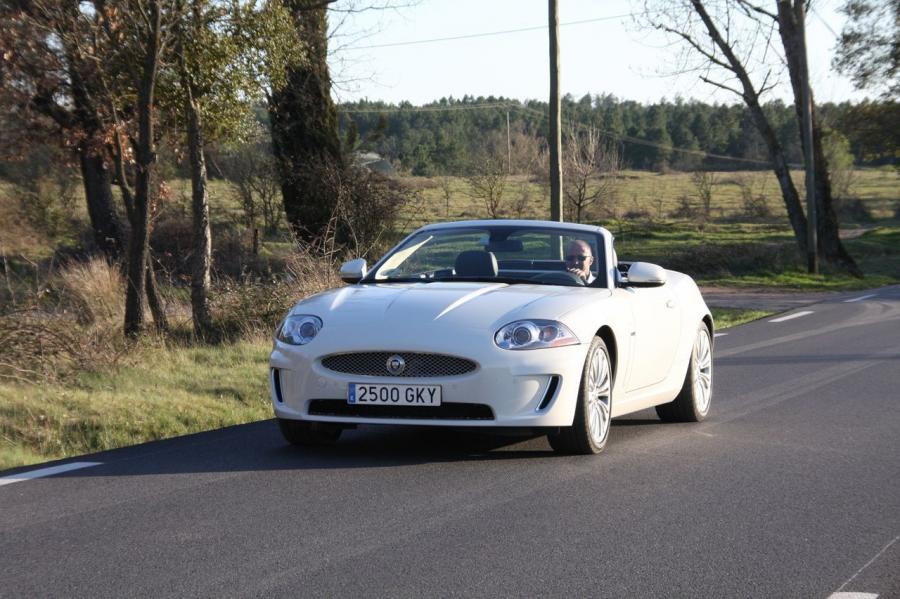  Jaguar XKR Coupe 2009 года  (фото 21 из 132)